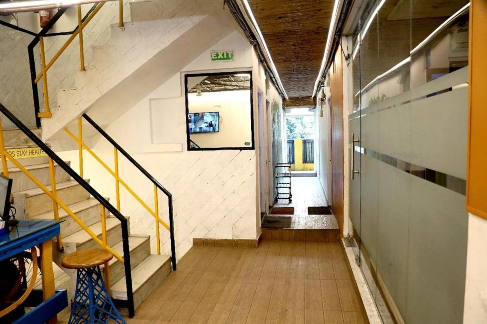 Bunk Hostel Delhi Best Backpacking Accommodation ニューデリー エクステリア 写真