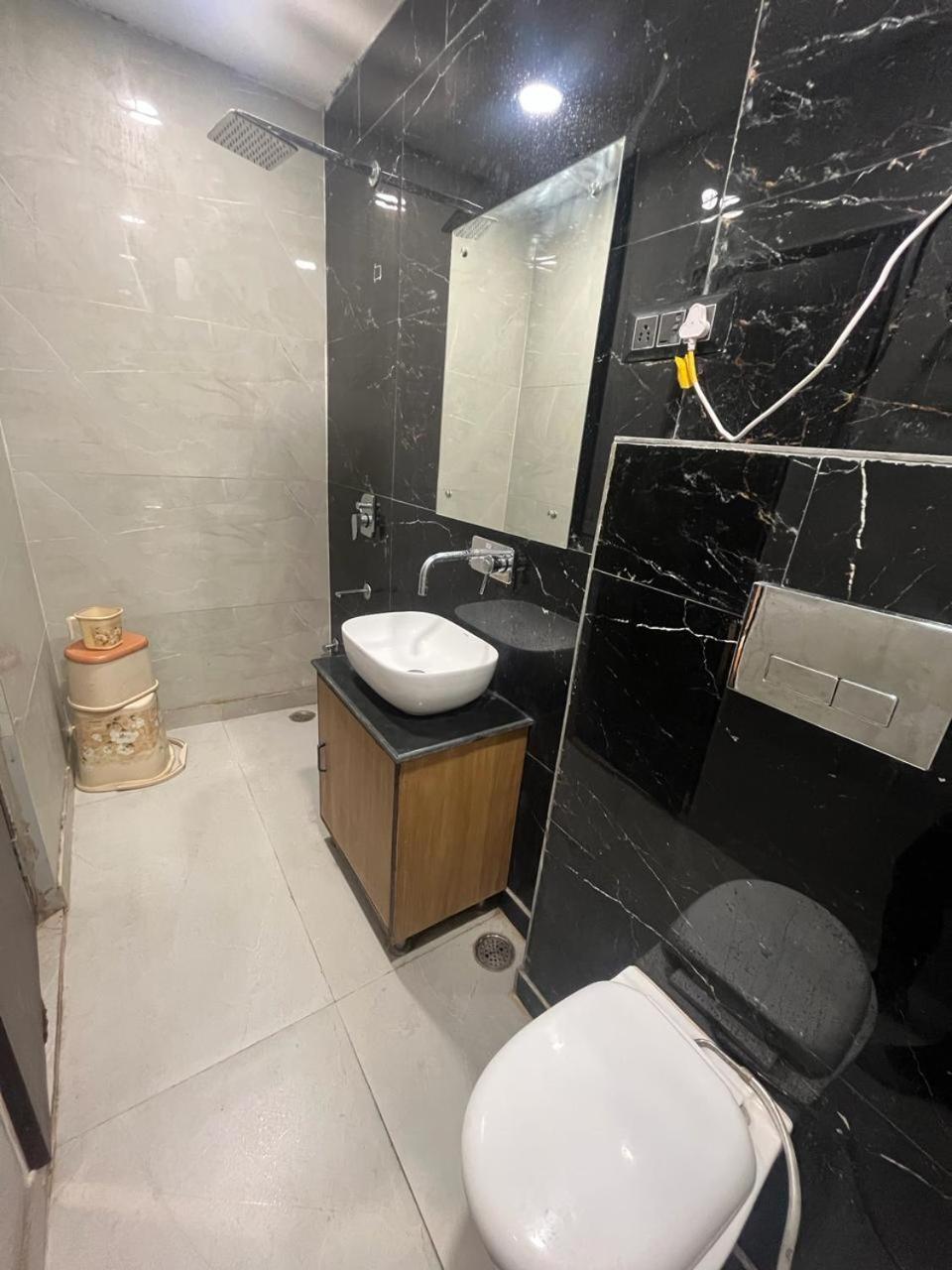 Bunk Hostel Delhi Best Backpacking Accommodation ニューデリー エクステリア 写真